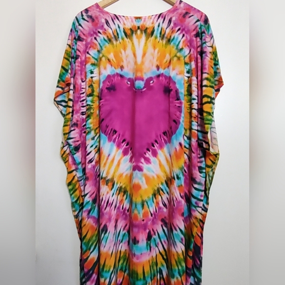 Viscose Heart Tie Dye Vneck Cover Up - Picture 6 of 8